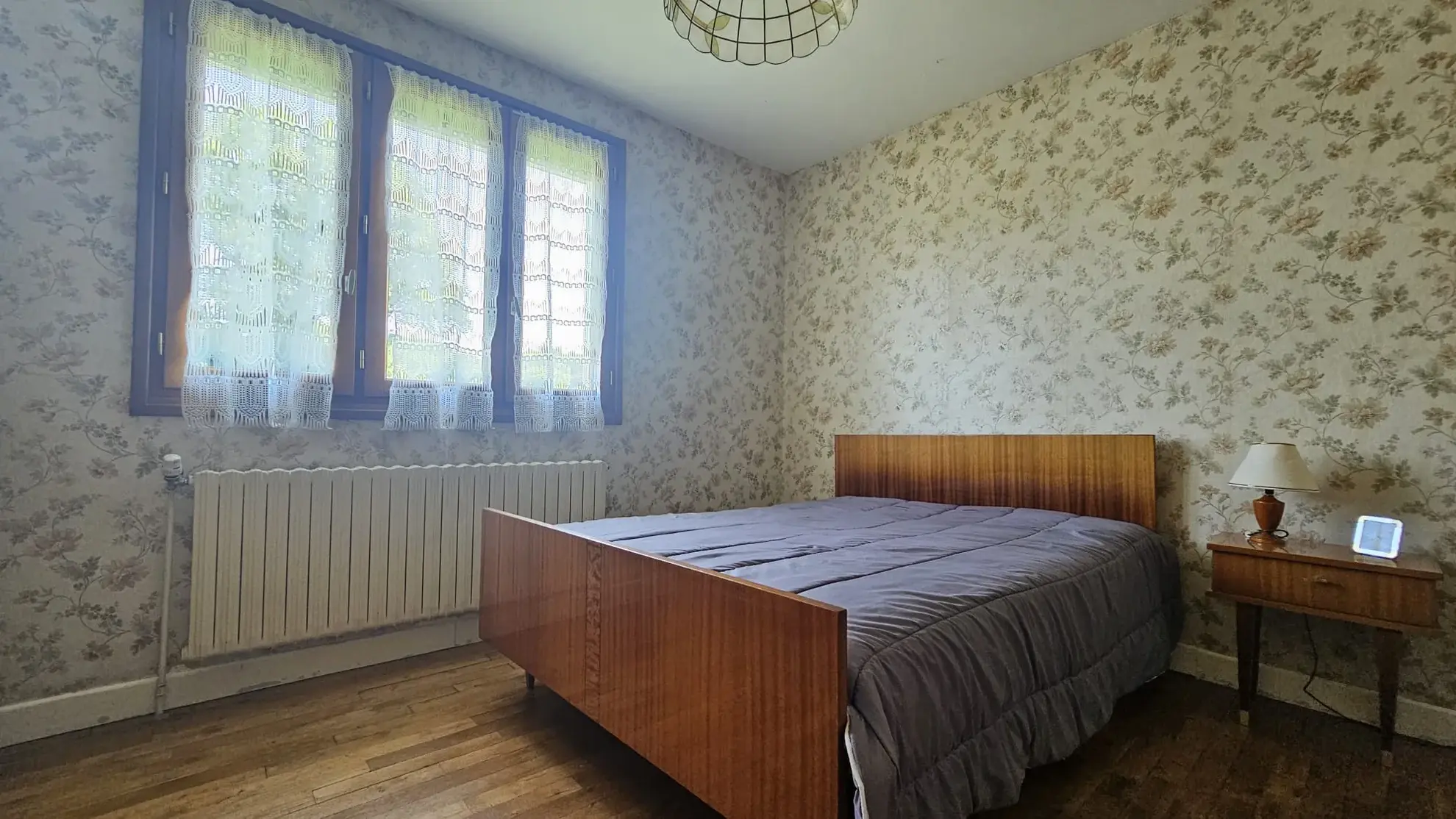 Maison en pierre à rénover à Sansac-Veinazès - Potentiel avec garage et jardin 
