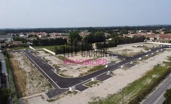 Terrain constructible à Châteaurenard, parcelles viabilisées et libres de constructeur