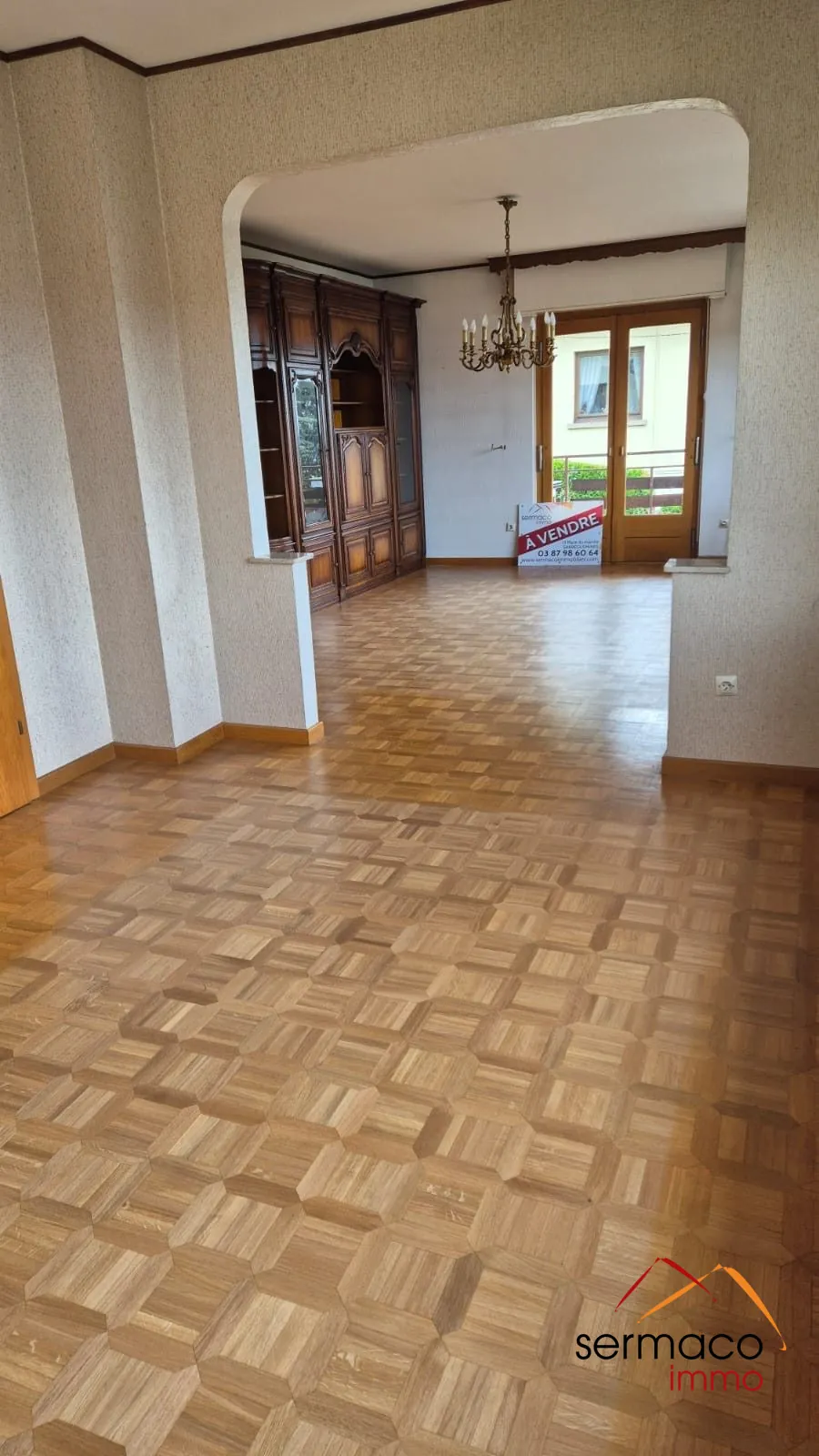 Maison à Oeting de 148 m² avec jardin, garage et proches axes routiers 