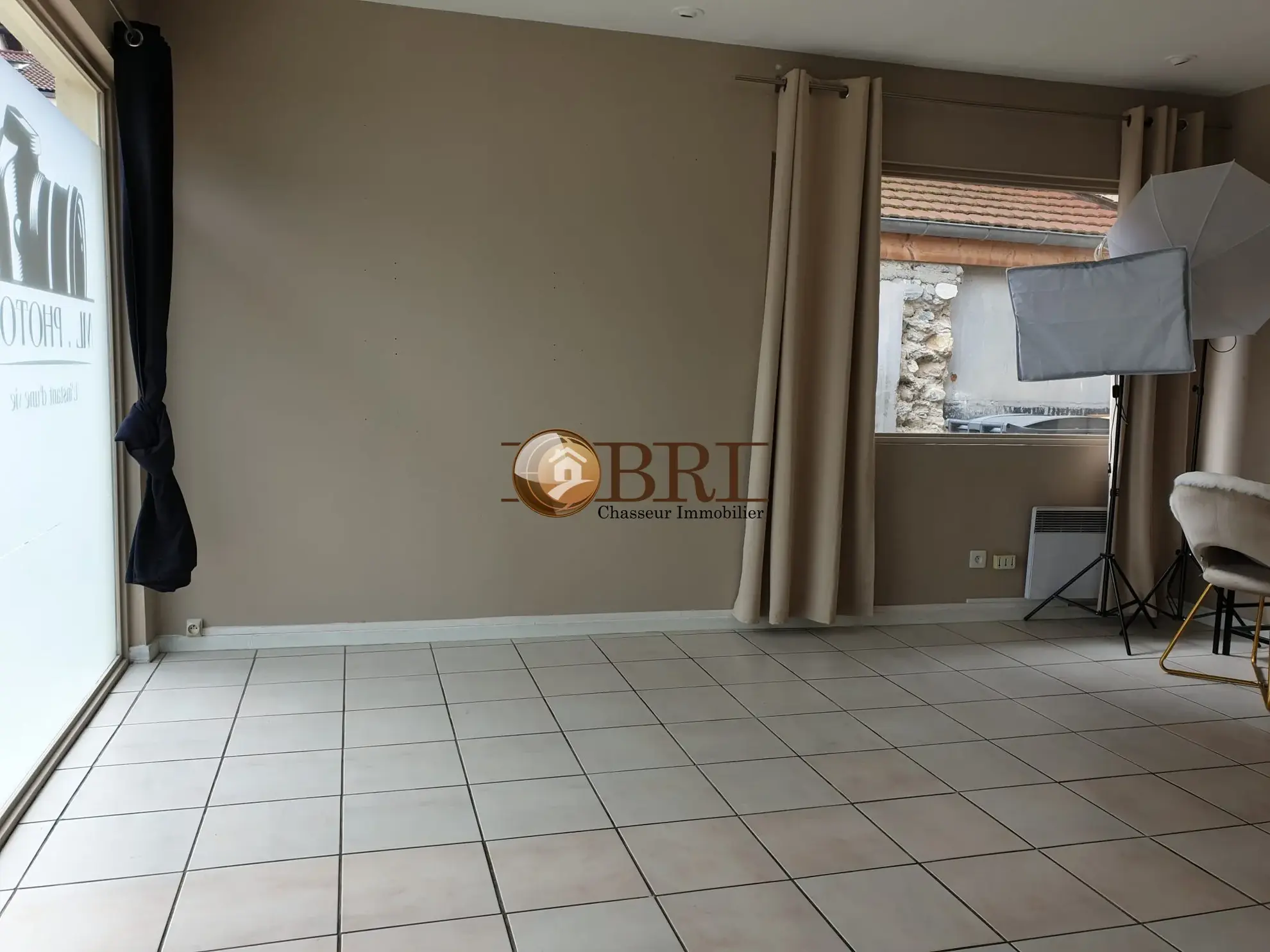 Location ou achat de droit au bail pour local commercial à Voiron 