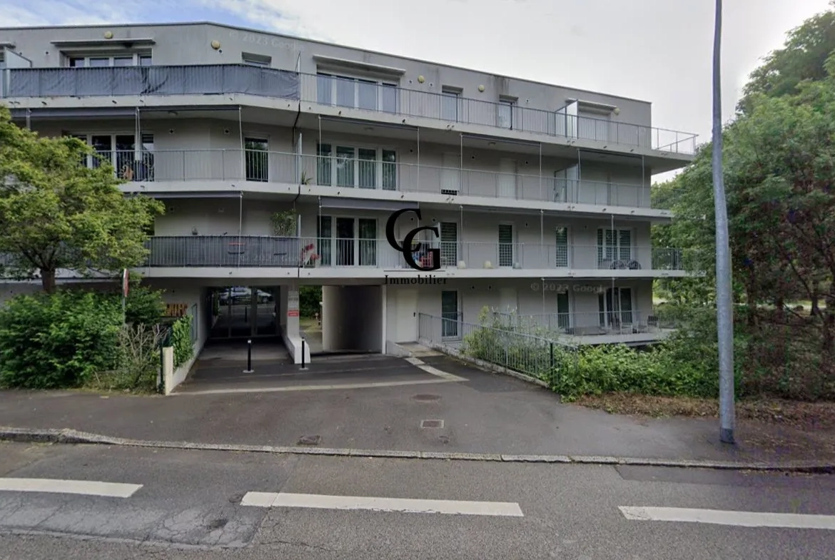 Appartement T2 avec locataire en place à Rezé, idéal pour investissement locatif 