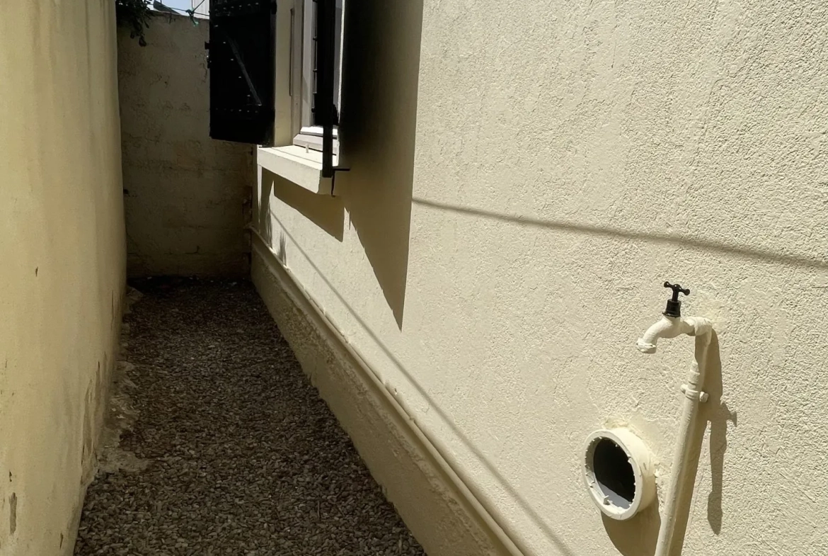 Maison de plain-pied à vendre à Port-la-Nouvelle, proche de la plage 