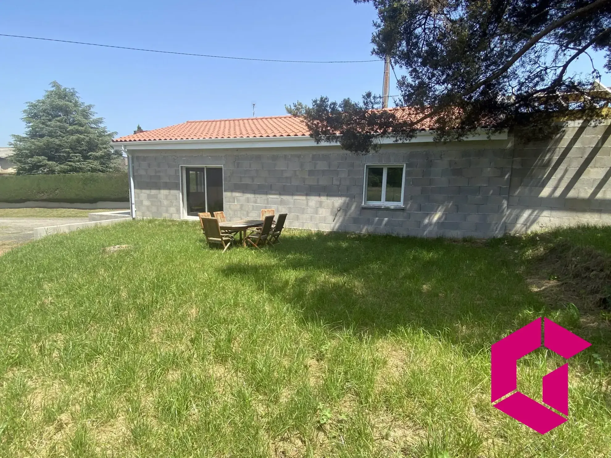 Charmant plain-pied neuf de 65 m² à Craponne-sur-Arzon avec terrasse et terrain 
