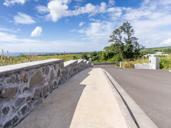 Terrain constructible de 298 m² à Sainte-Marie - Le Hameau