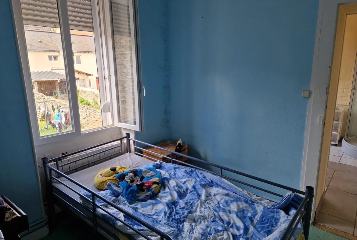 Maison de ville à vendre à Mamers – Investissement locatif avec locataire en place 