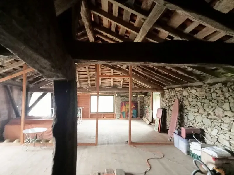 Maison de 120 m² à vendre proche d'Aspet, idéale pour famille, jardin, lumineux 