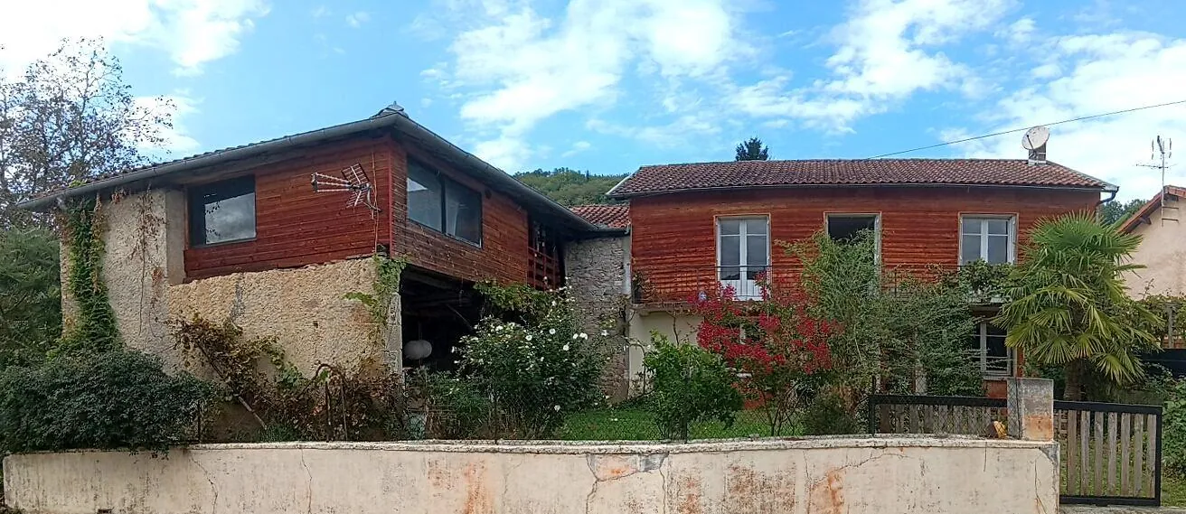 Maison de 120 m² à vendre proche d'Aspet, idéale pour famille, jardin, lumineux 