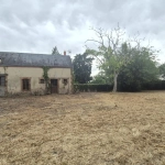 Fermette à rénover à Argent-sur-Sauldre avec potentiel et terrain arboré