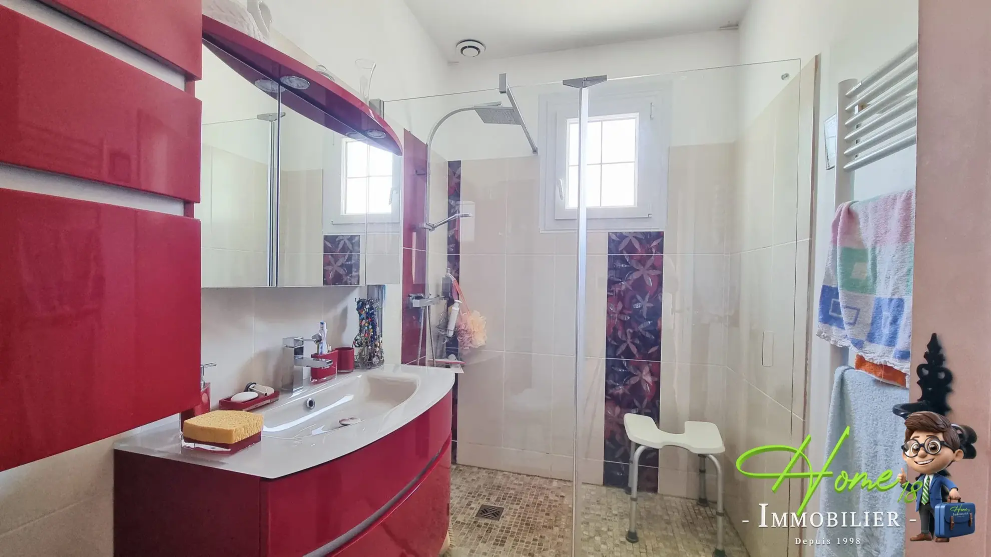 Maison à vendre à Fussy, proche Bourges, 3 chambres, terrasse, sous-sol complet 