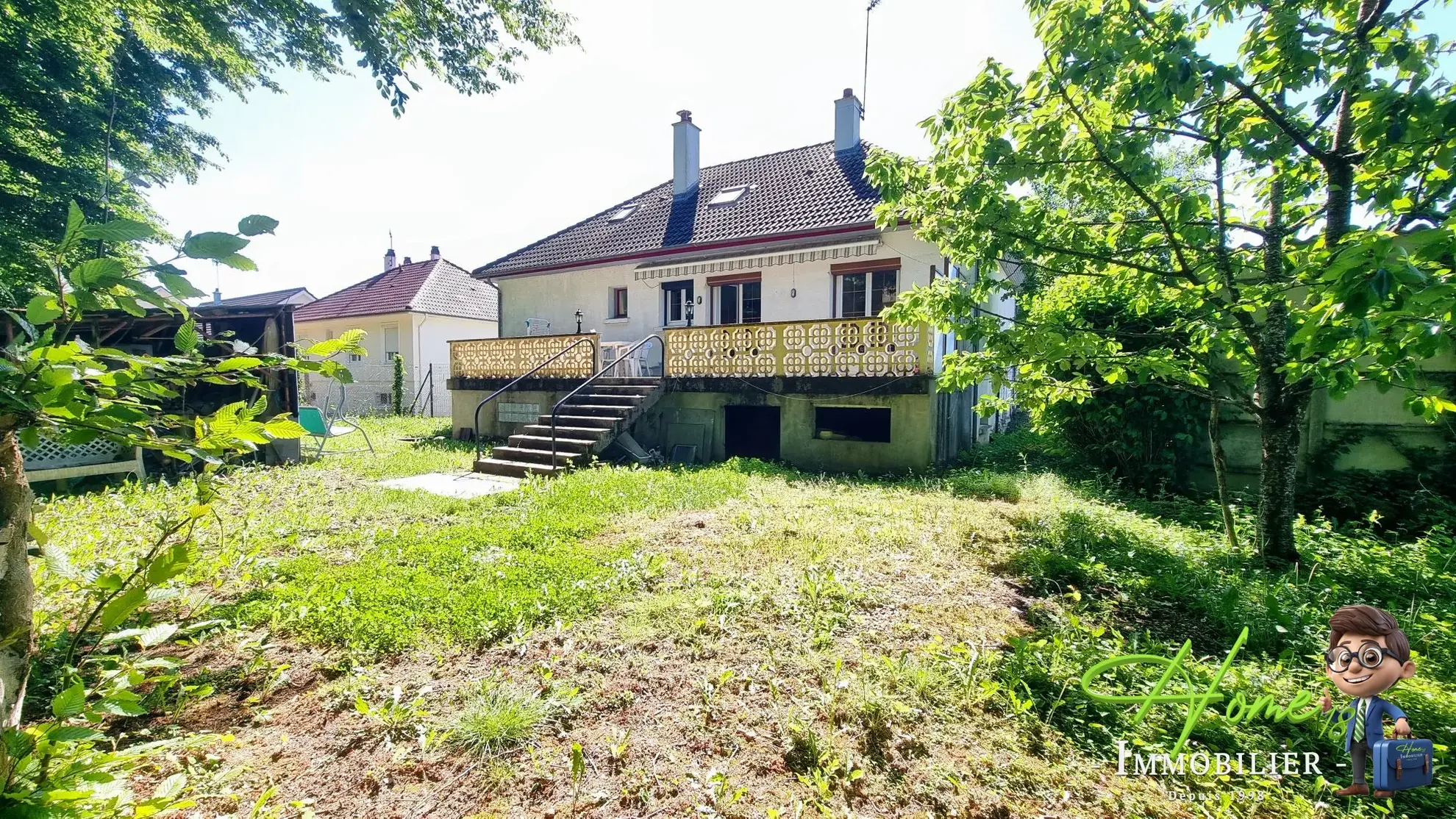 Maison à vendre à Fussy, proche Bourges, 3 chambres, terrasse, sous-sol complet 