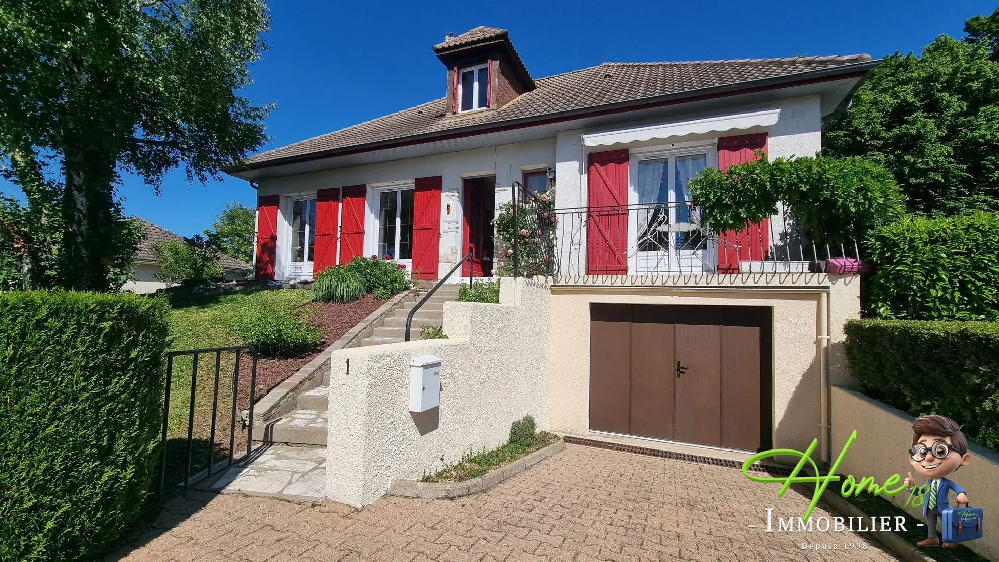 Maison à vendre à Fussy, proche Bourges, 3 chambres, terrasse, sous-sol complet 