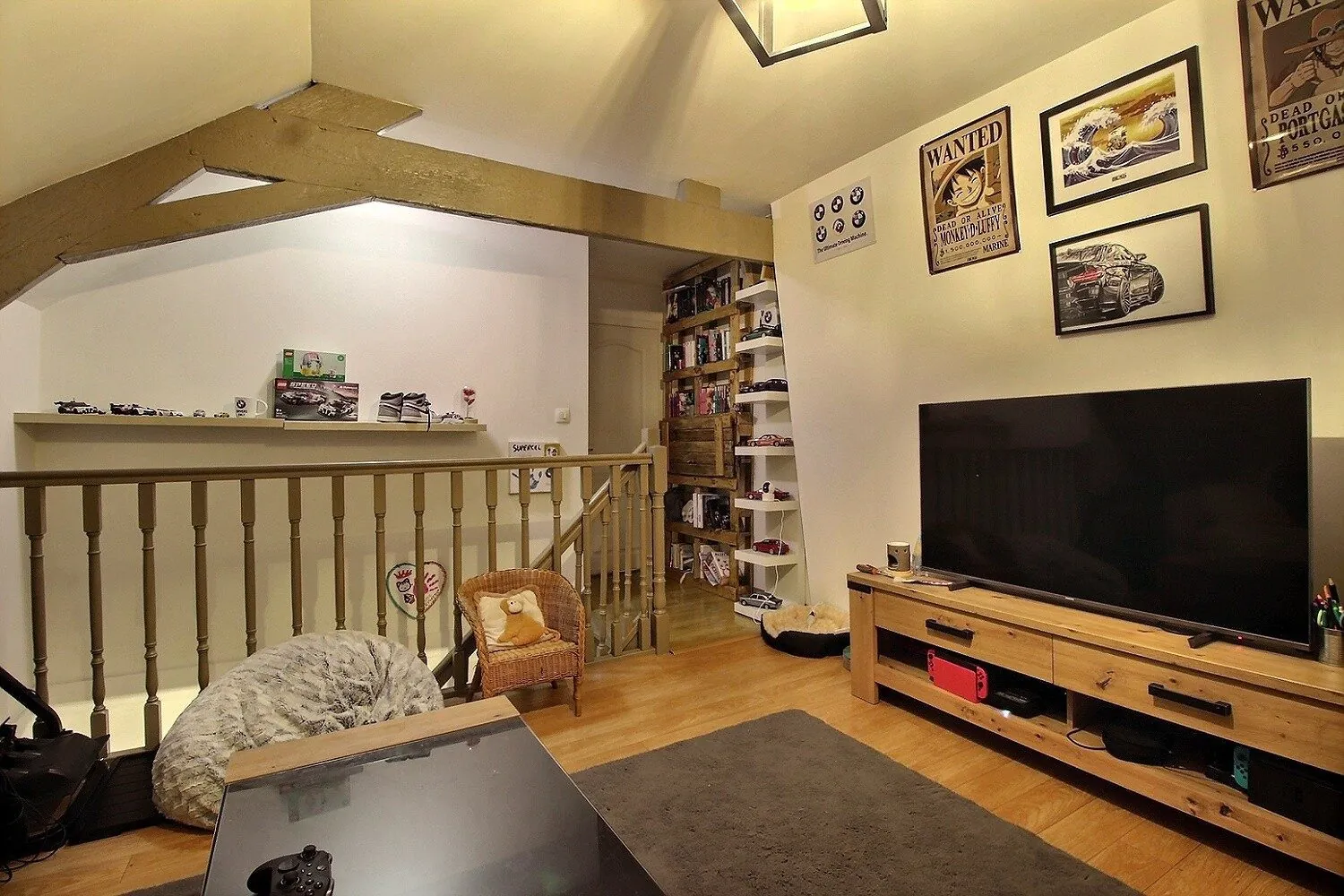 Immeuble à vendre à Lillers avec local commercial et duplex loué 
