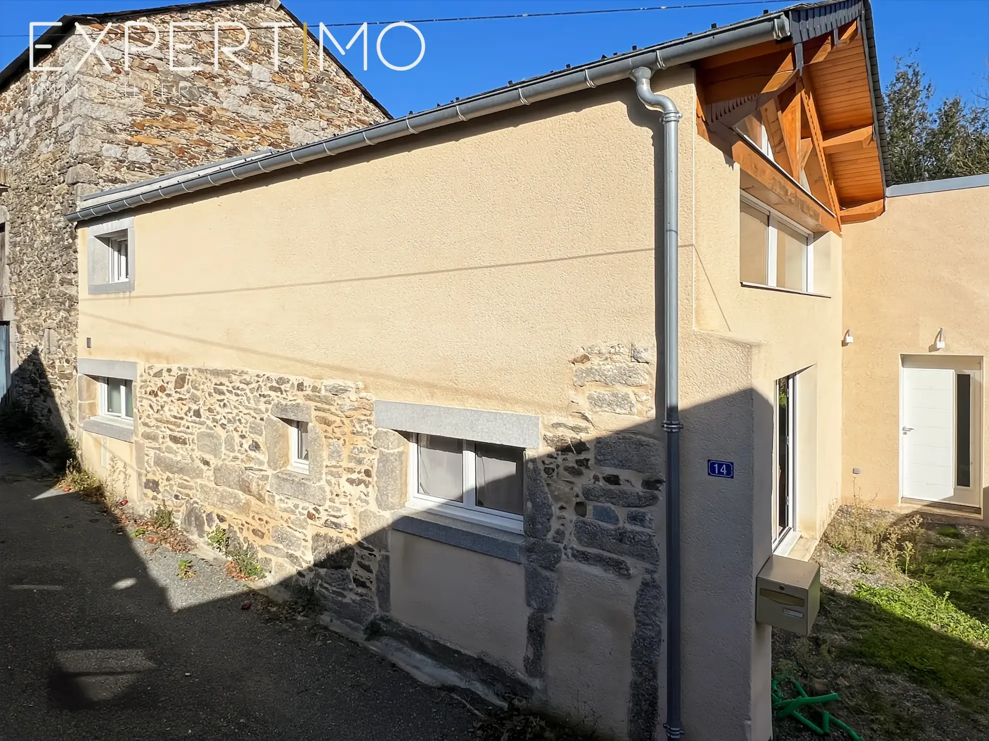 Magnifique maison rénovée de 110 m² avec jardin et terrain boisé au Bez 
