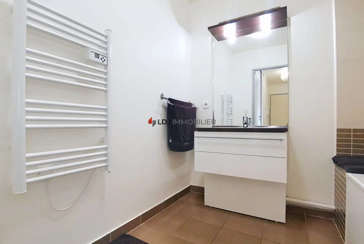 Appartement T3 avec terrasse et parking à Perpignan - Secteur Garrigole 