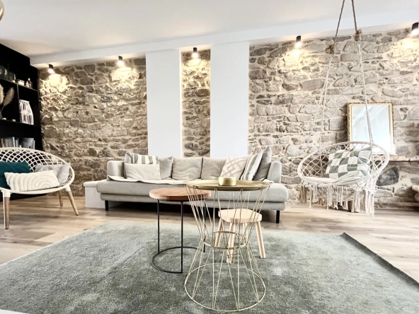 Maison rénovée de 113 m² avec jardin et garage à Cholet - Quartier Descartes