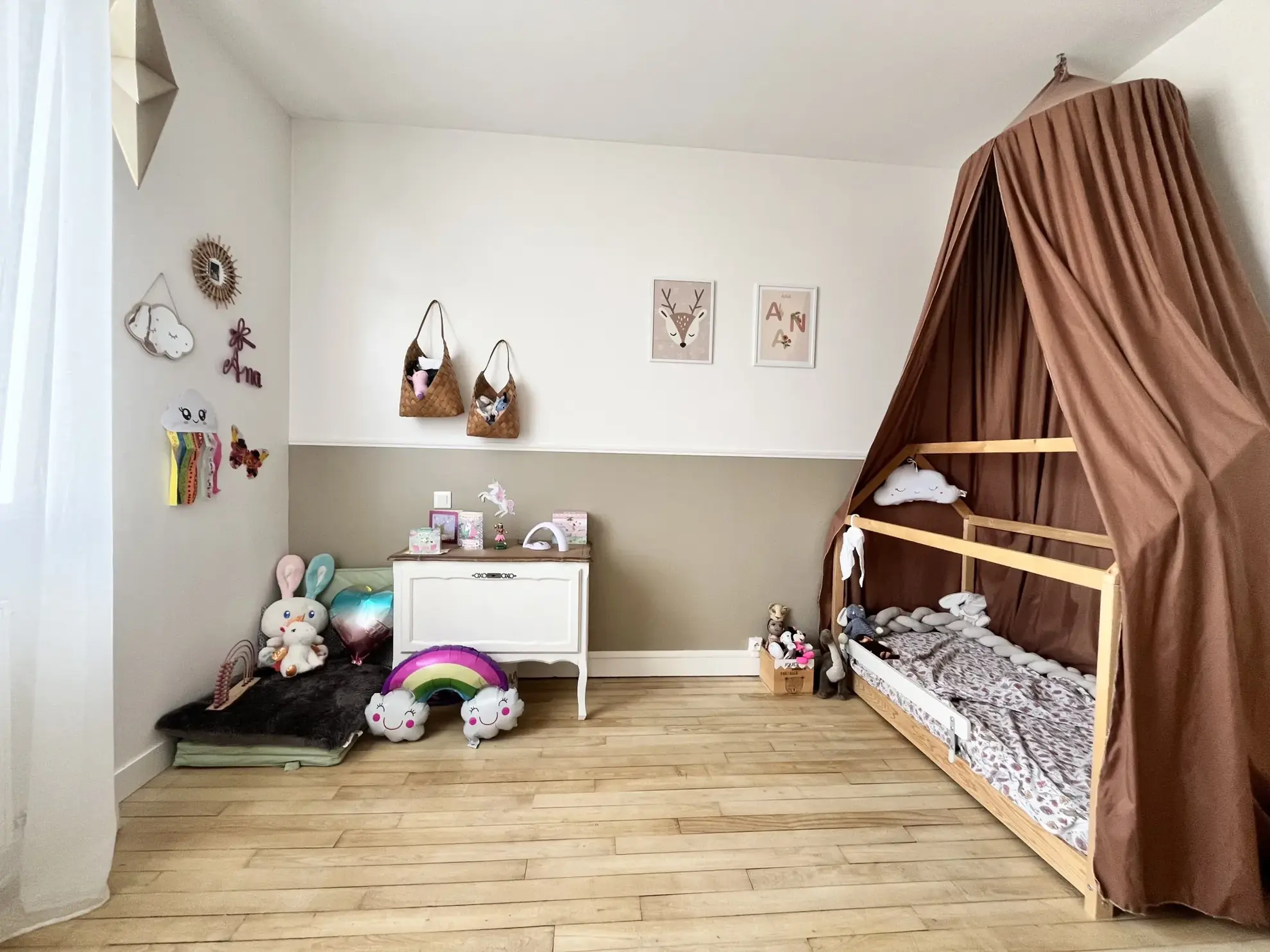 Maison rénovée de 113 m² avec jardin et garage à Cholet - Quartier Descartes 