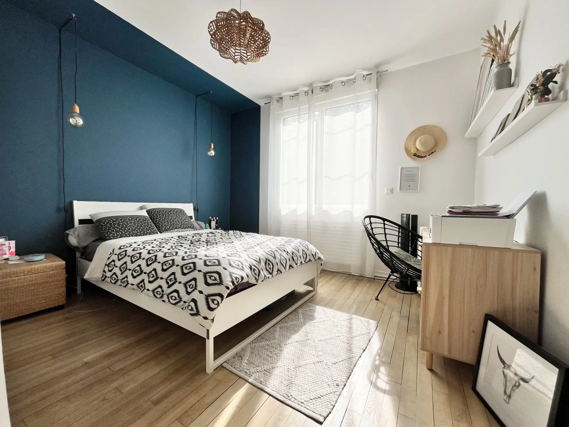 Maison rénovée de 113 m² avec jardin et garage à Cholet - Quartier Descartes 