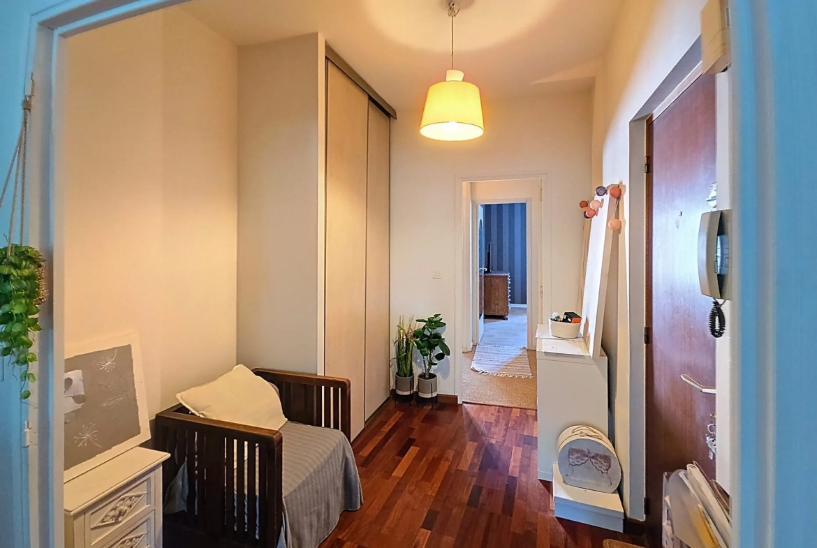 Spacieux appartement 4 pièces lumineux à Chalon-sur-Saône 