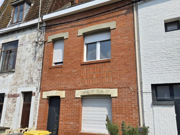 Maison à vendre de 87 m² à Faches-Thumesnil - Quartier calme, proche commodités