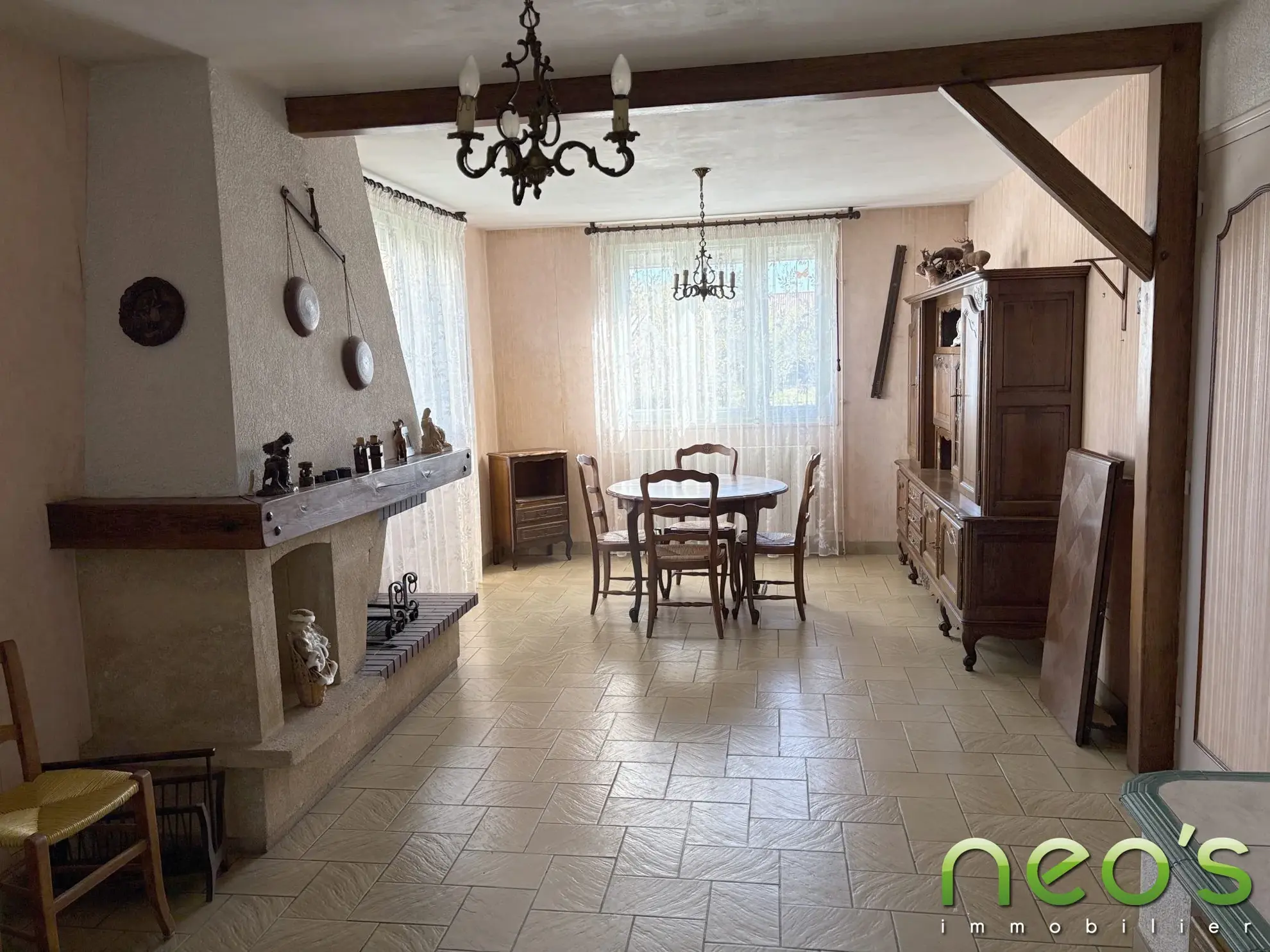 Maison à vendre à Saint André de la Marche - 95 m² avec terrasse et terrain clos 