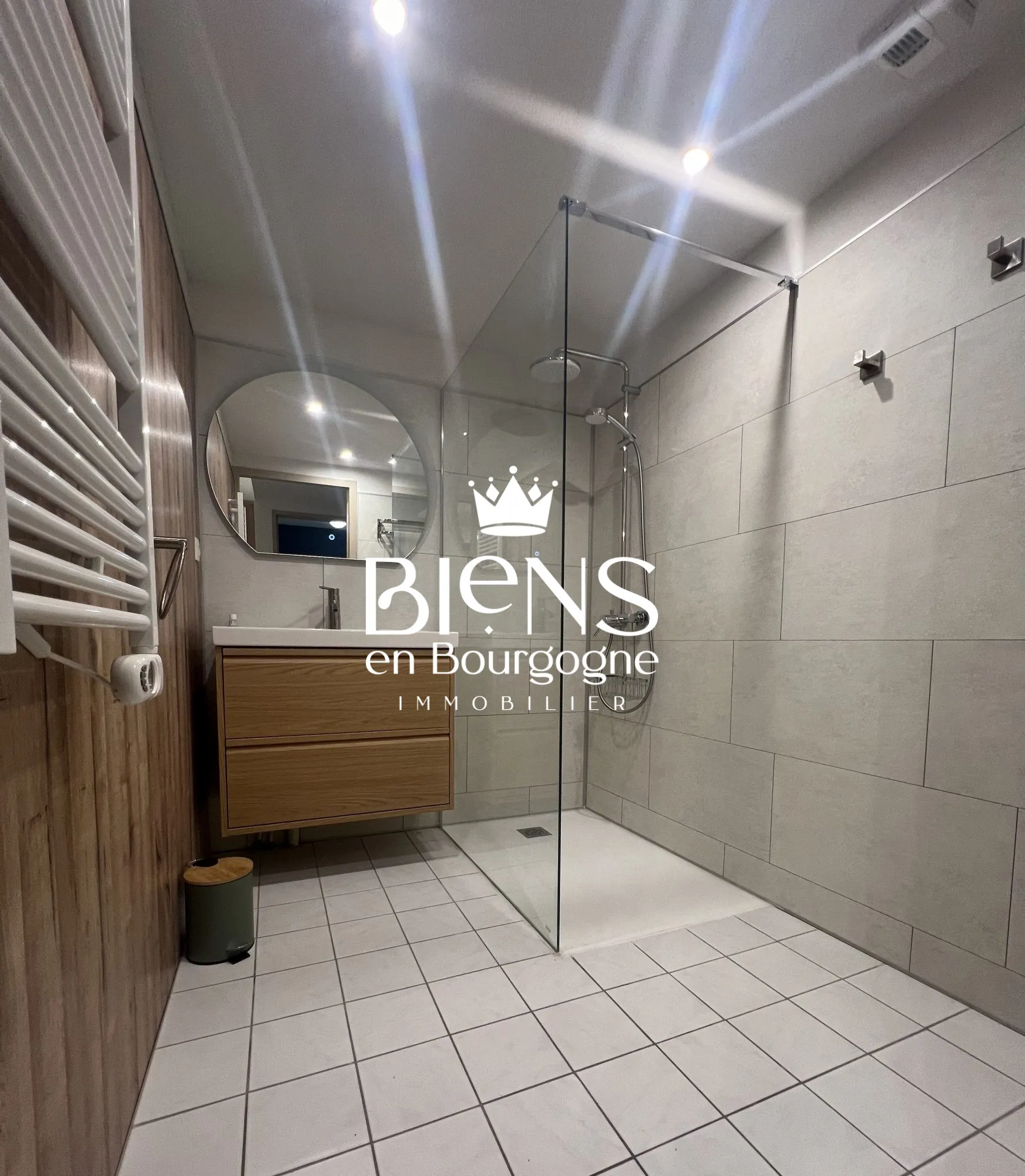 SALLE D4EAU Appartement 4 chambres avec piscine et terrasse près du Golf de Levernois à Beaune 