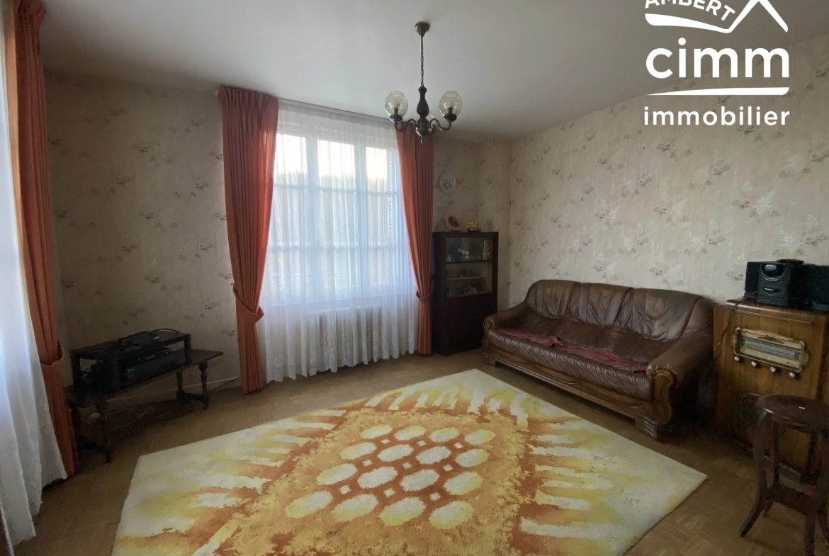 Maison familiale avec jardin à Ambert - 4 chambres, vue dégagée, 124 950 € 