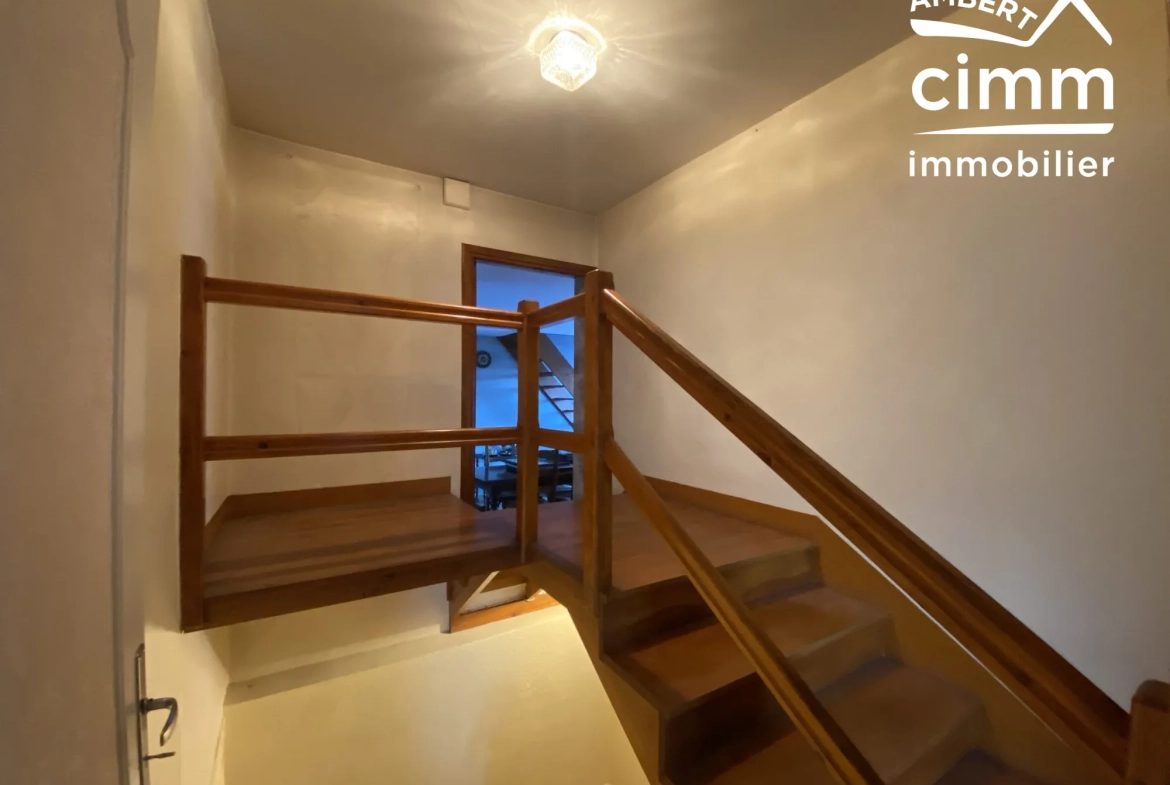 Maison familiale avec jardin à Ambert - 4 chambres, vue dégagée, 124 950 € 