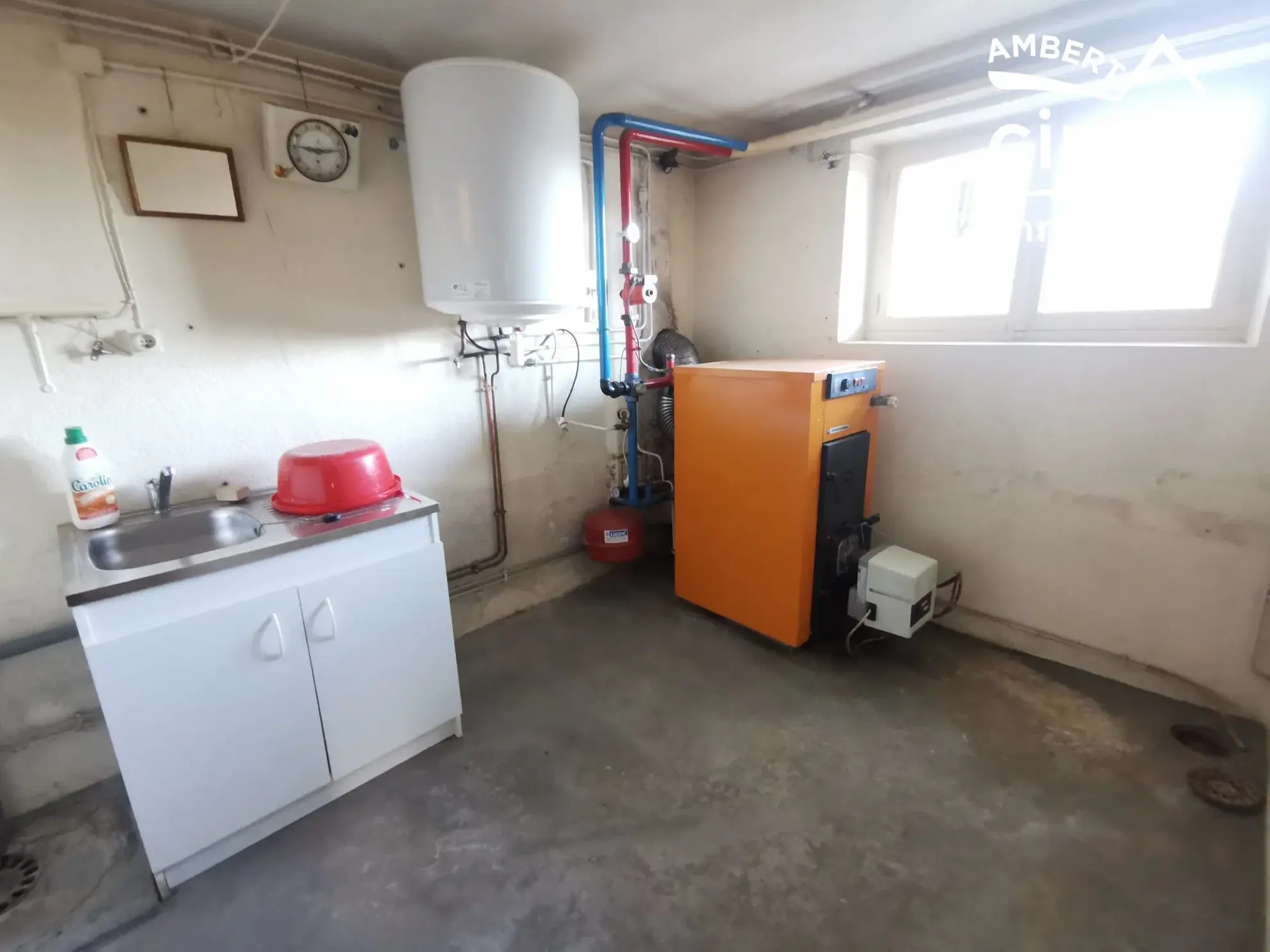 Maison familiale avec jardin à Ambert - 4 chambres, vue dégagée, 124 950 € 