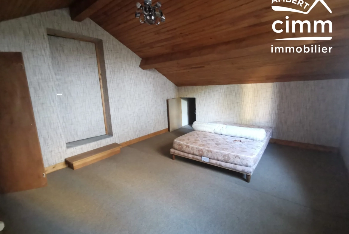 Maison familiale avec jardin à Ambert - 4 chambres, vue dégagée, 124 950 € 