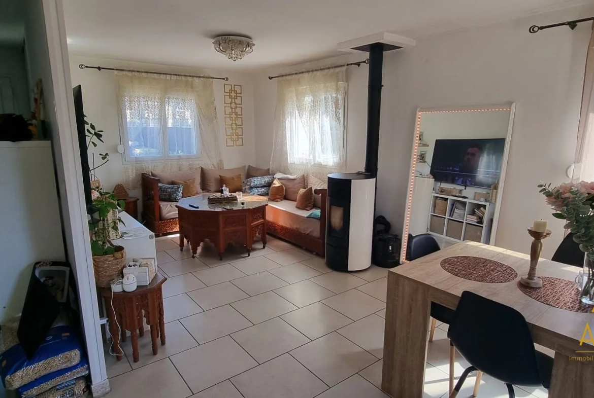 Maison à vendre à Cambrai avec jardin plein sud et terrasse de 30 m² 