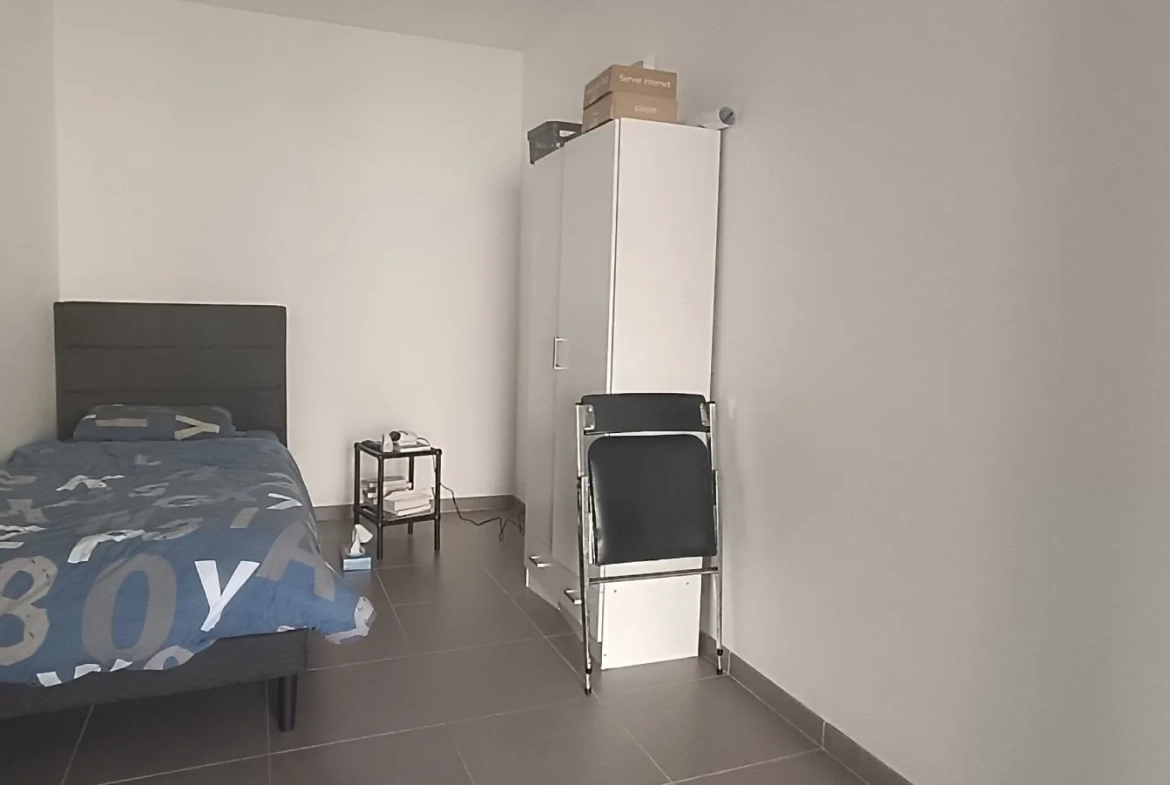 Appartement à vendre à La Riche proche du Jardin Botanique avec parking et terrasse 