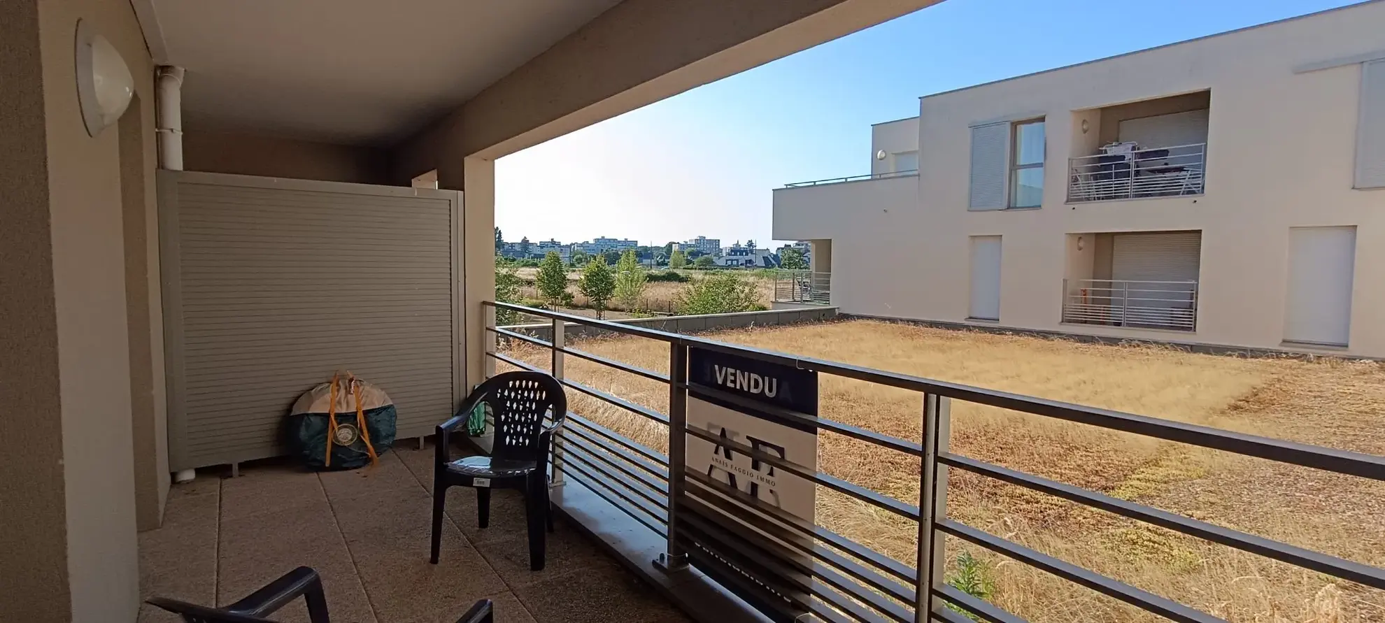 Appartement à vendre à La Riche proche du Jardin Botanique avec parking et terrasse 