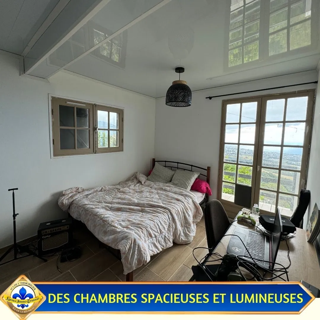 Appartement spacieux de 125 m² avec terrasse panoramique à Sainte-Marie 