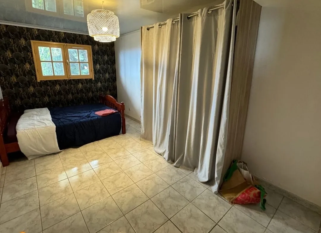 Appartement spacieux de 125 m² avec terrasse panoramique à Sainte-Marie 