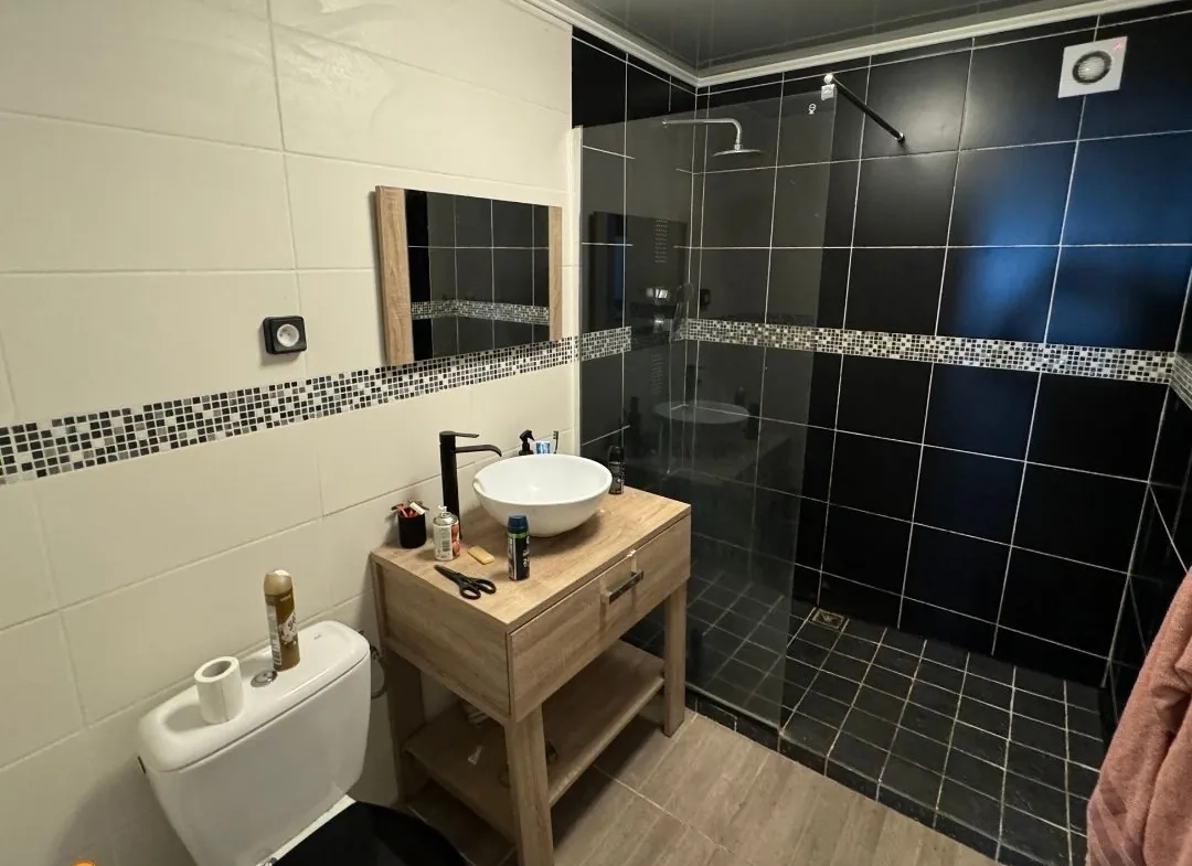 Appartement spacieux de 125 m² avec terrasse panoramique à Sainte-Marie 