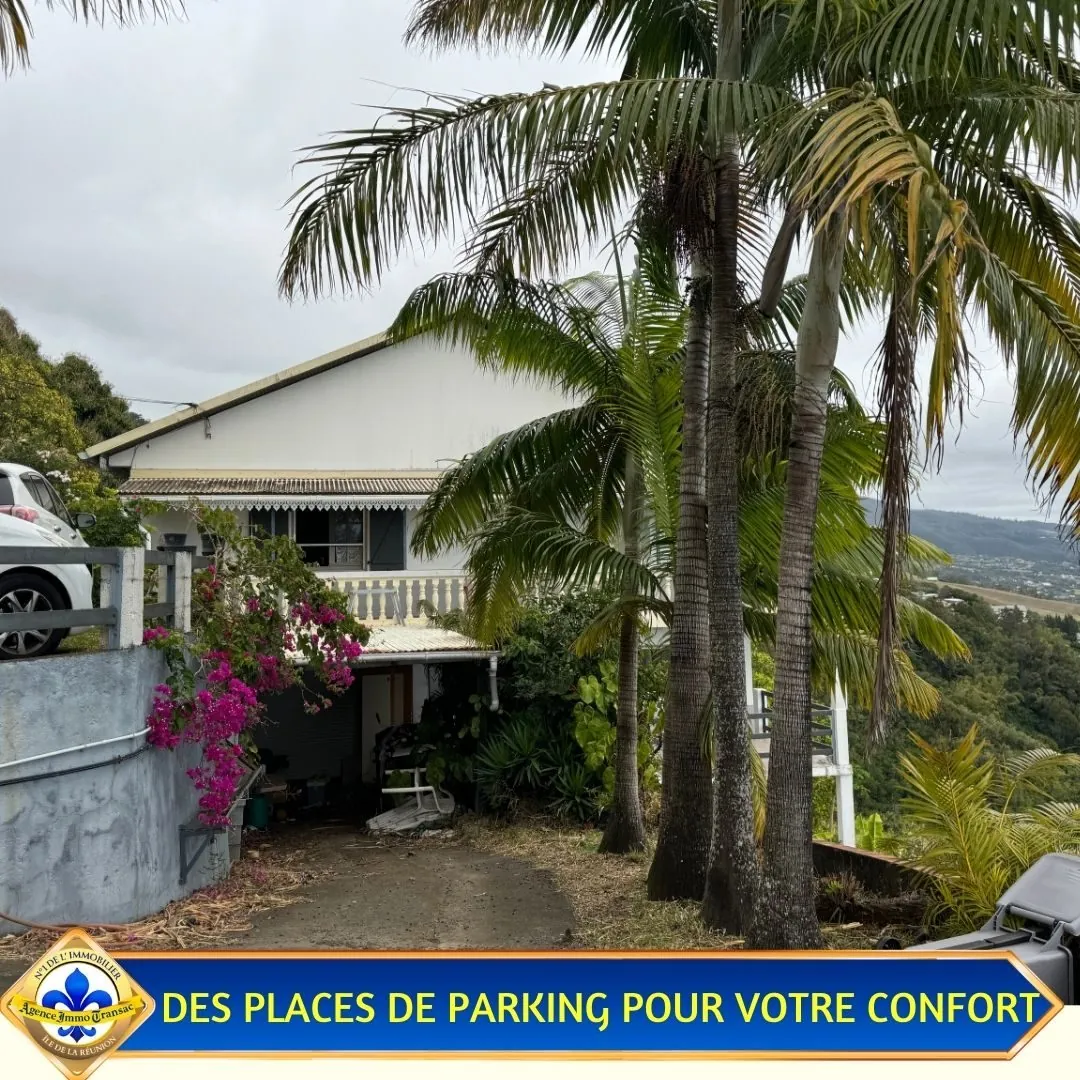 Appartement spacieux de 125 m² avec terrasse panoramique à Sainte-Marie 