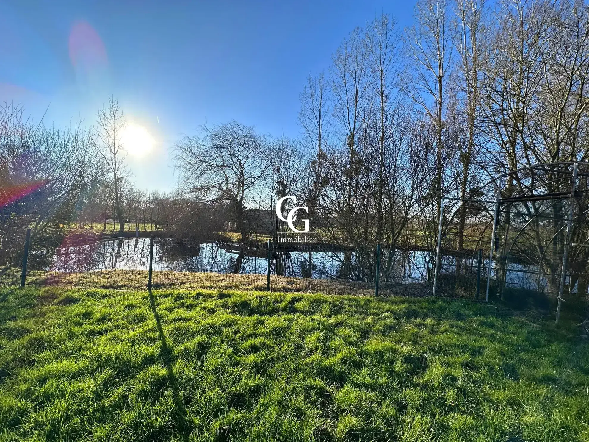 Maison de village en Pierre avec Jardin à VIEILLEVIGNE - 4 Pièces 