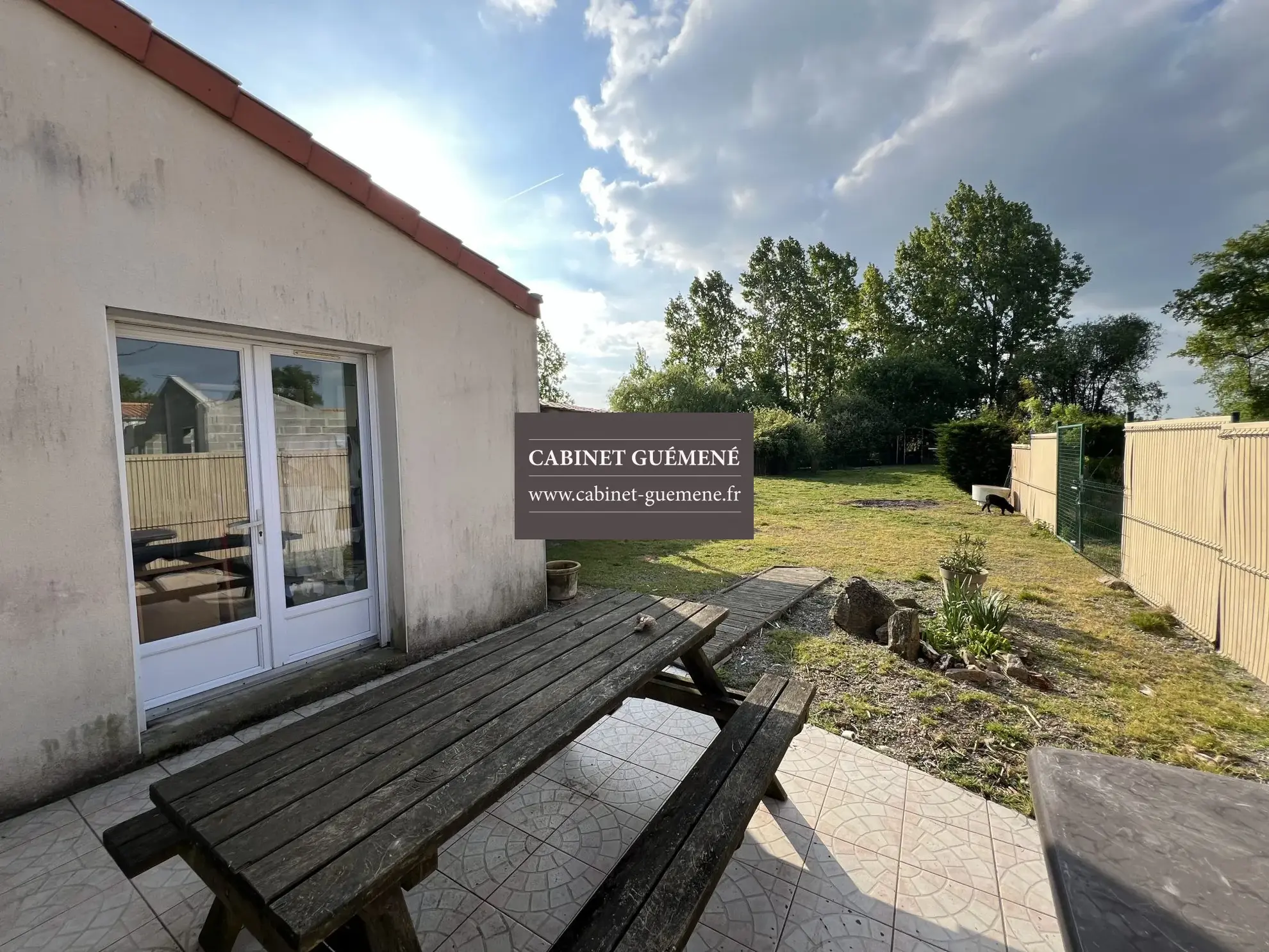 Maison de village en Pierre avec Jardin à VIEILLEVIGNE - 4 Pièces 