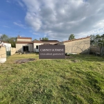 Maison de village en Pierre avec Jardin à VIEILLEVIGNE - 4 Pièces