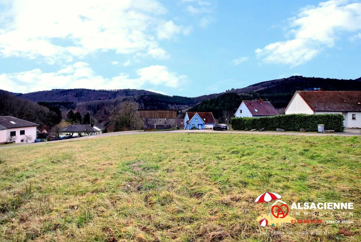 Terrain constructible de 750 m² à Steige avec vue panoramique 