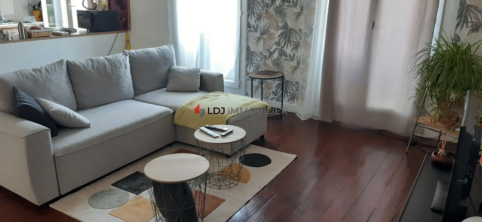 Appartement traversant de 82m² avec grande terrasse à Amélie-les-Bains-Palalda 