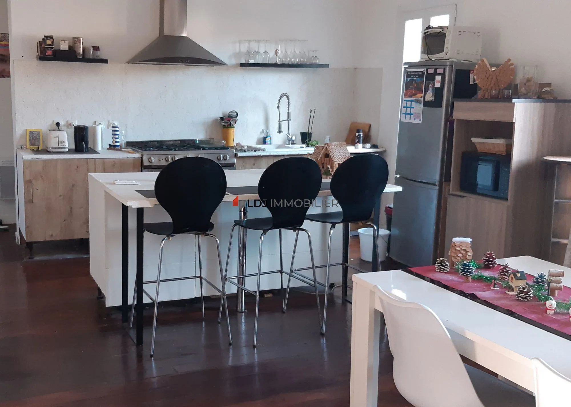 Appartement traversant de 82m² avec grande terrasse à Amélie-les-Bains-Palalda 