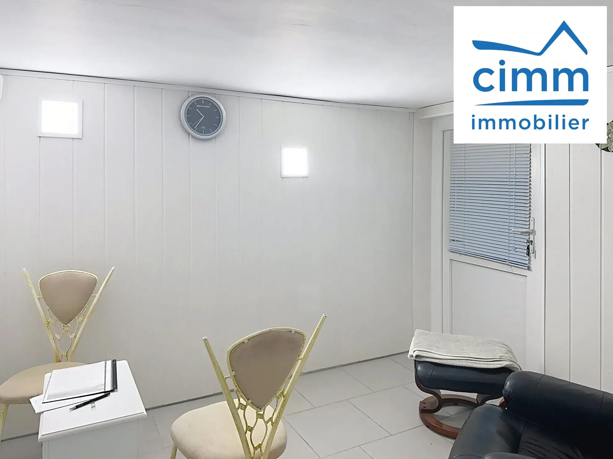 Maison mitoyenne rénovée de 126,51 m² à Montargis avec jardin 