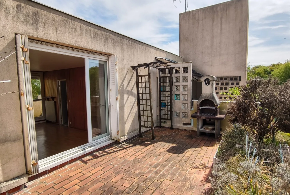Appartement T3 à vendre à Noisiel avec terrasse et balcon – Opportunité rare 