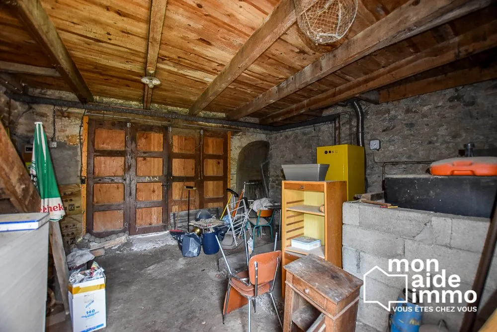 Maison à vendre à Limayrac, 106 m² avec jardins, proximité Colombiès 
