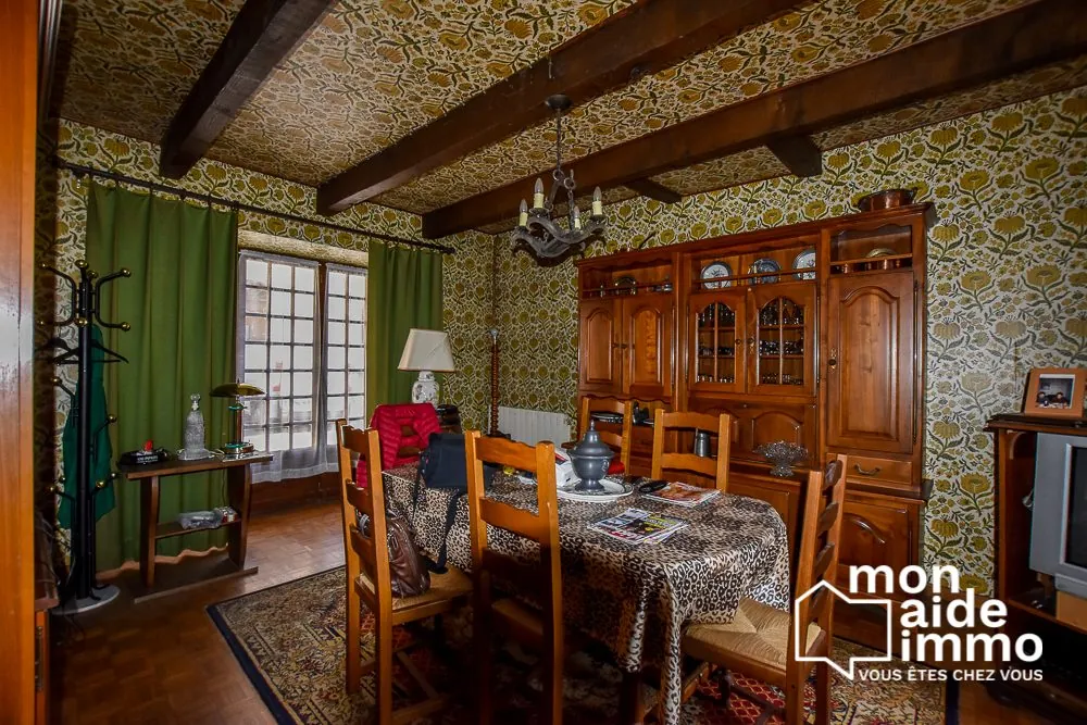 Maison à vendre à Limayrac, 106 m² avec jardins, proximité Colombiès 