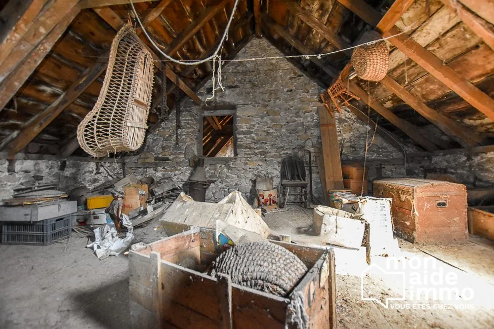 Maison à vendre à Limayrac, 106 m² avec jardins, proximité Colombiès 