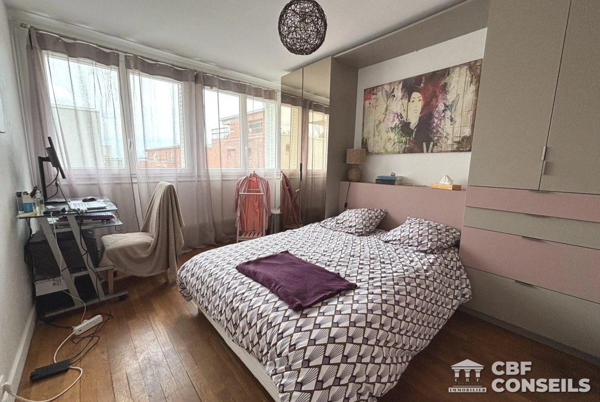 A vendre appartement 4 pièces à Chamalières avec balcon et parking 