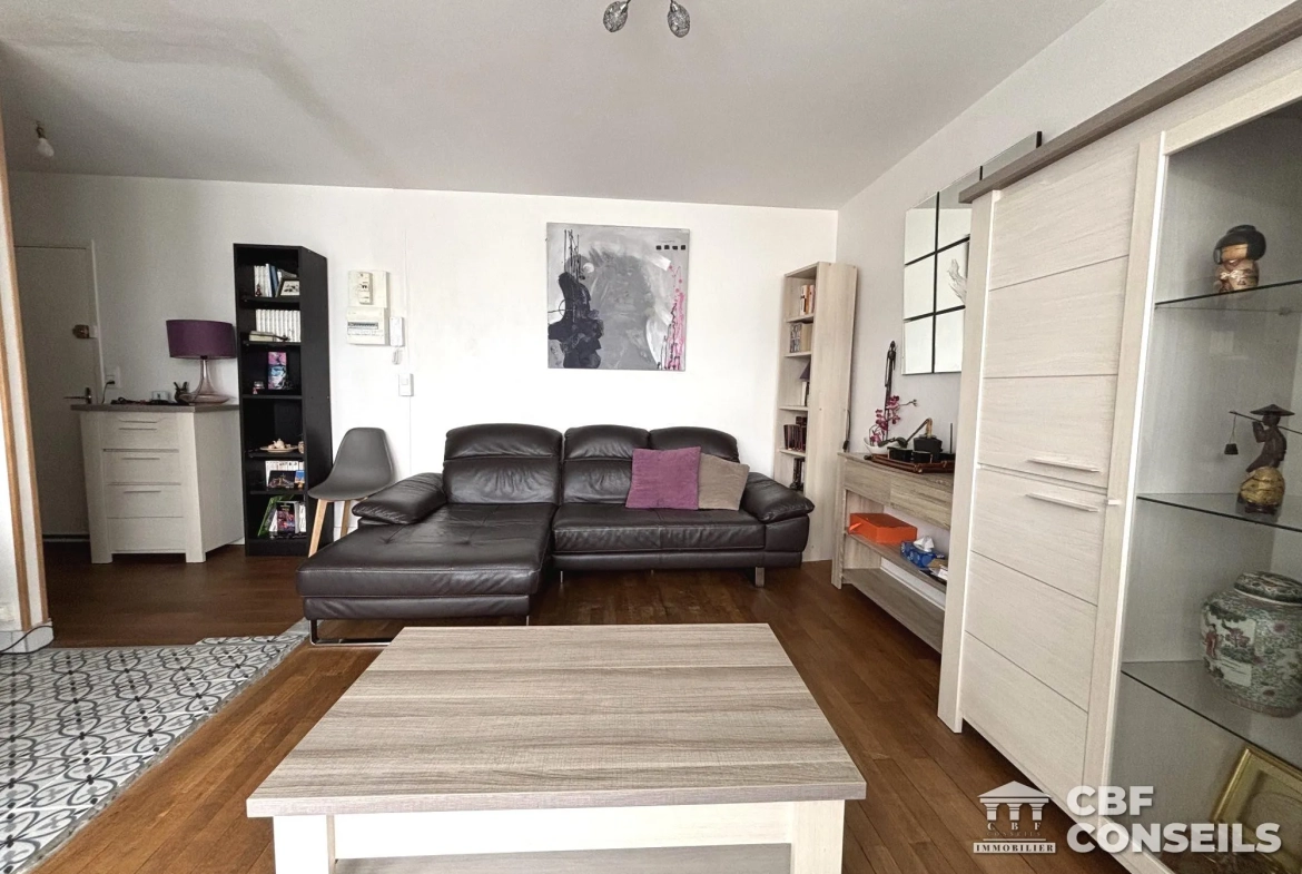 A vendre appartement 4 pièces à Chamalières avec balcon et parking 