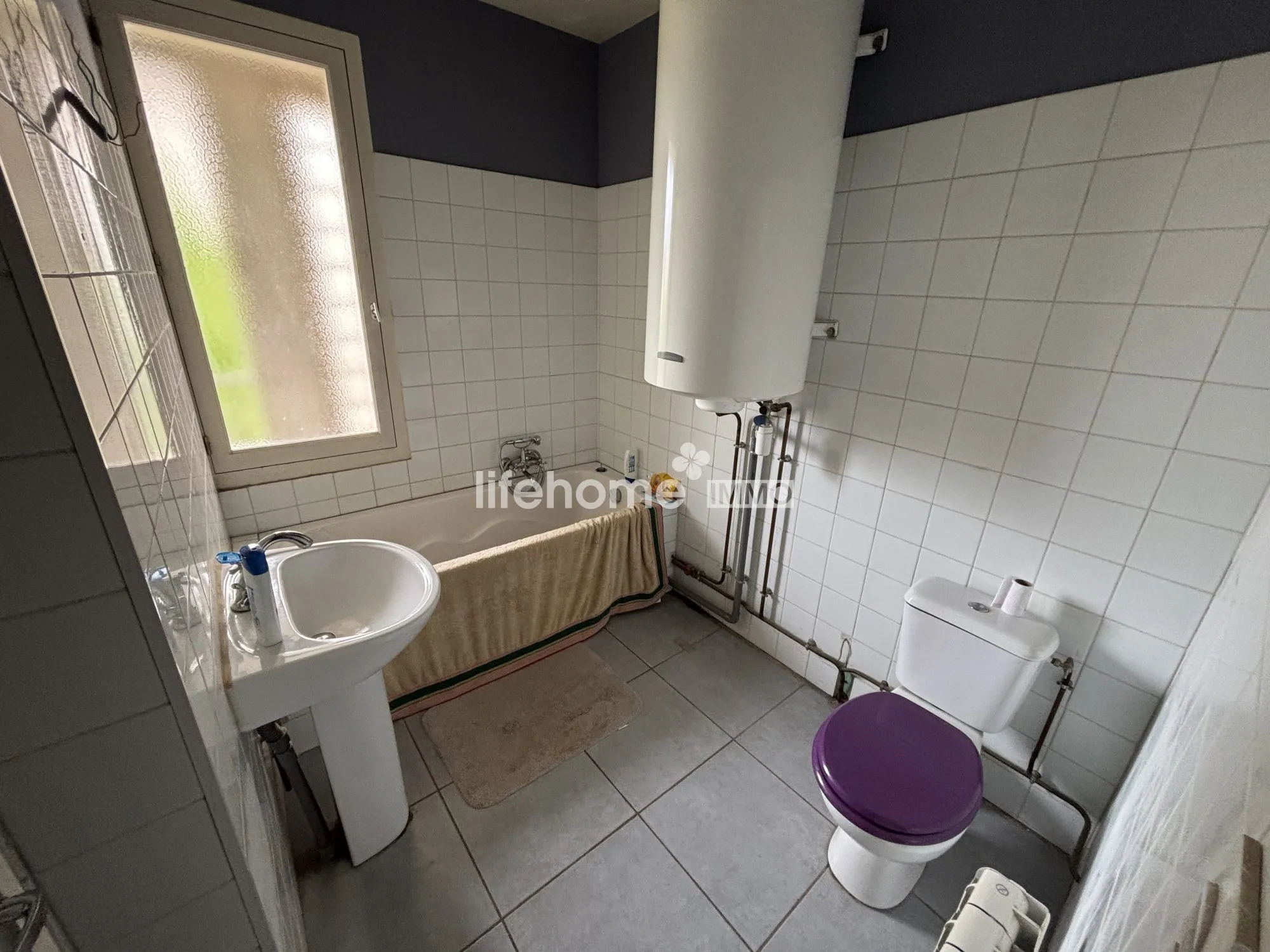 Immeuble à vendre avec local commercial et appartement à Villeneuve-sur-Lot 